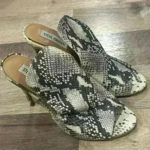 Steve Madden Women’s Sinful Snake Print Slip On Stiletto Heels Open Toe Sexy - Picture 2 of 5